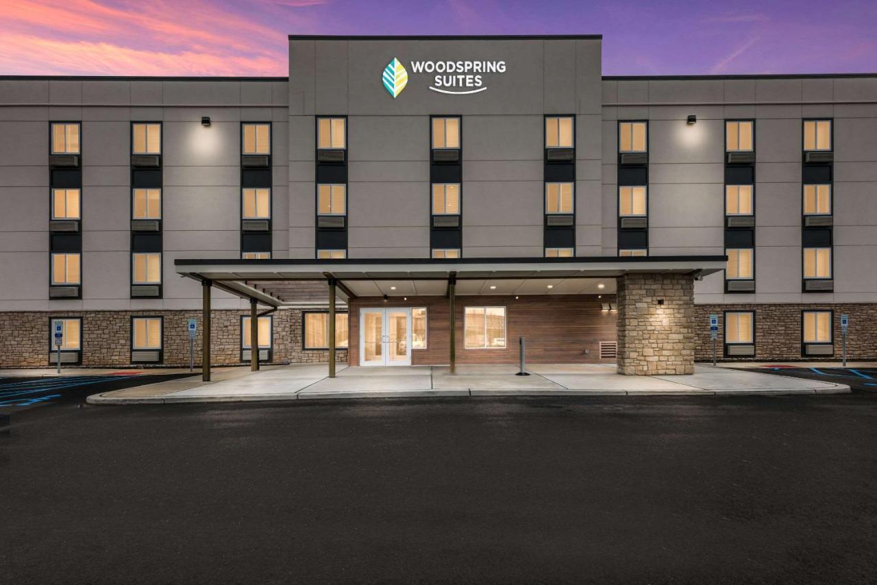 Woodspring Hotel 2*